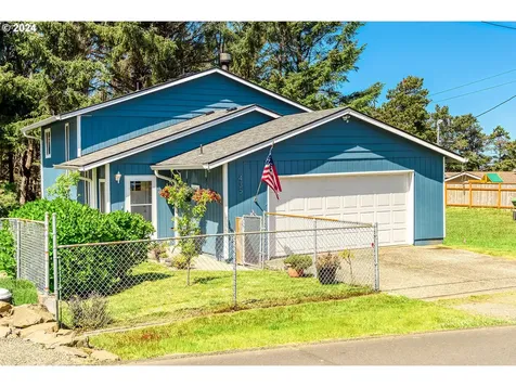 435 Se Inlet Avenue Lincoln City OR 97367