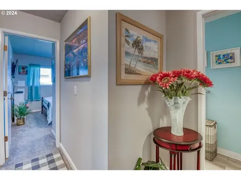 435 Se Inlet Avenue Lincoln City OR 97367