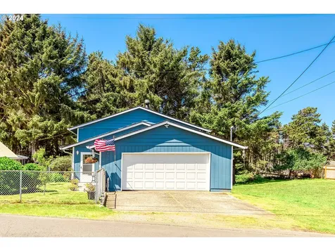 435 Se Inlet Avenue Lincoln City OR 97367