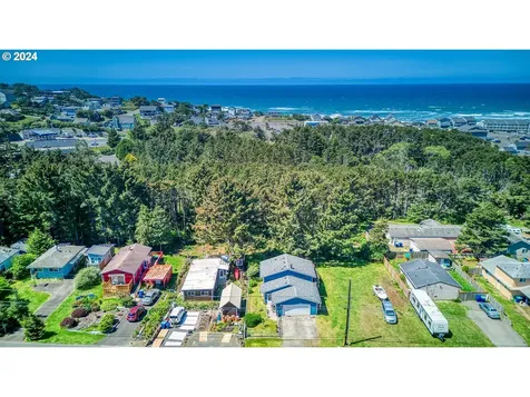 435 Se Inlet Avenue Lincoln City OR 97367