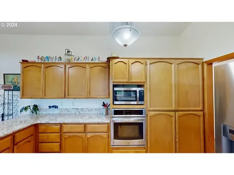 16709 Crown Terrace Road Brookings OR 97415