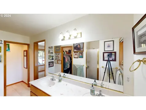 16709 Crown Terrace Road Brookings OR 97415