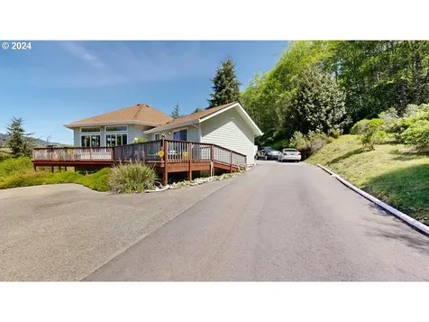 16709 Crown Terrace Road Brookings OR 97415