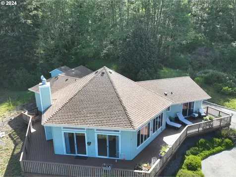 16709 Crown Terrace Road Brookings OR 97415