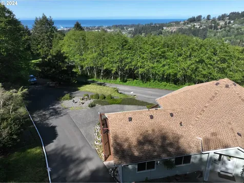 16709 Crown Terrace Road Brookings OR 97415
