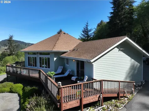 16709 Crown Terrace Road Brookings OR 97415