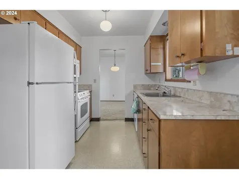 13740 Sw Bonnie Brae Court Beaverton OR 97005