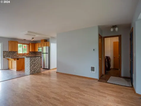 1562 S Ivy Street Cornelius OR 97113