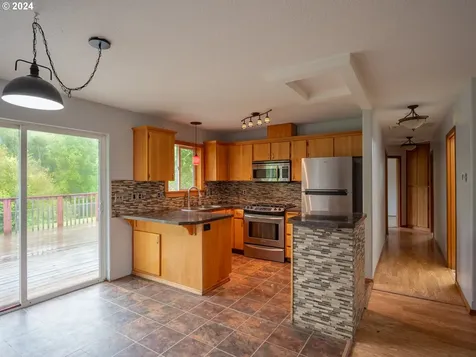 1562 S Ivy Street Cornelius OR 97113