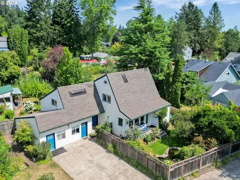 1242 NW Hillcrest Drive Corvallis OR 97330