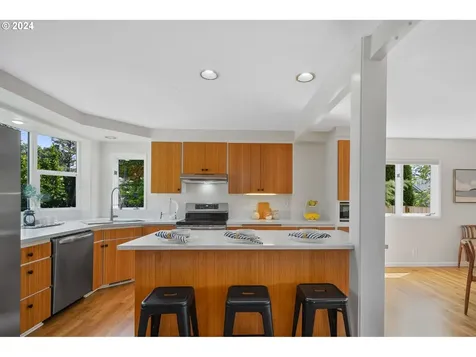 1242 NW Hillcrest Drive Corvallis OR 97330