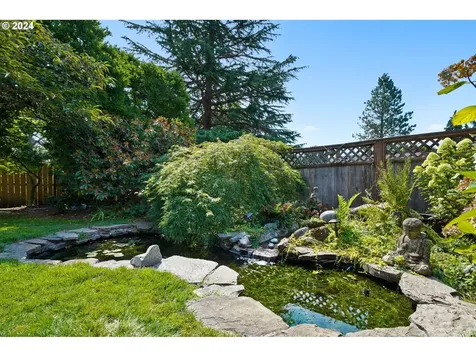 1242 NW Hillcrest Drive Corvallis OR 97330