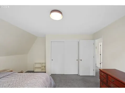 1242 NW Hillcrest Drive Corvallis OR 97330