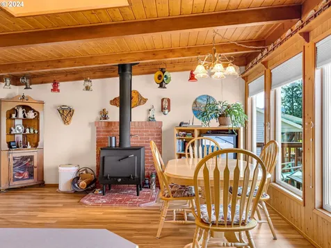 16295 Mcdonald Road Nehalem OR 97131
