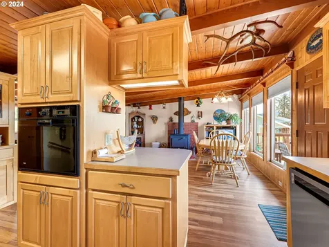 16295 Mcdonald Road Nehalem OR 97131