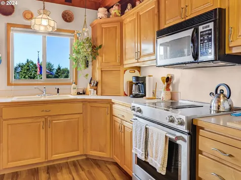 16295 Mcdonald Road Nehalem OR 97131