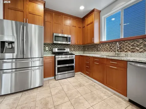 4568 Se 21st Terrace Gresham OR 97080