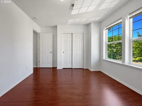 4568 Se 21st Terrace Gresham OR 97080