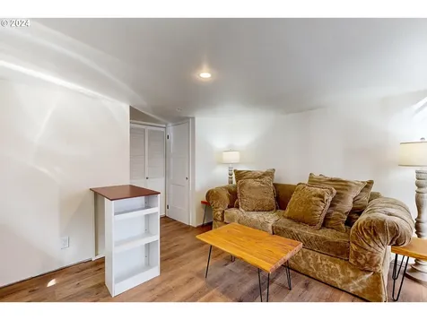 1221 Nw Despain Avenue Pendleton OR 97801