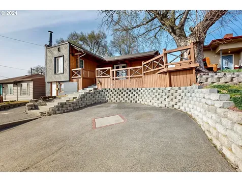 1221 Nw Despain Avenue Pendleton OR 97801