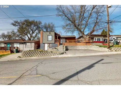 1221 Nw Despain Avenue Pendleton OR 97801