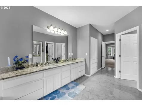 13512 SE 26th Circle Vancouver WA 98683