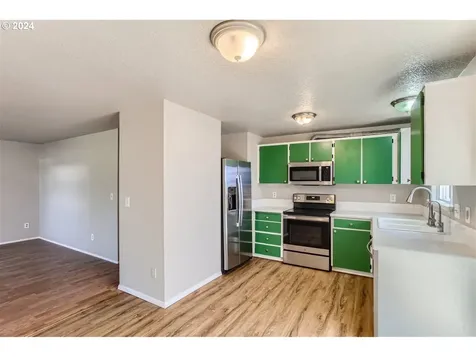 6620 Se 80th Avenue Portland OR 97206