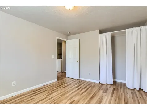 6620 Se 80th Avenue Portland OR 97206