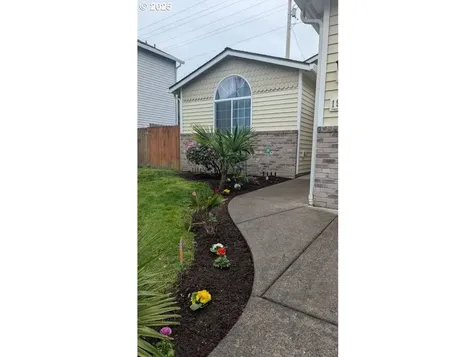 1972 Meadowood Loop Woodland WA 98674