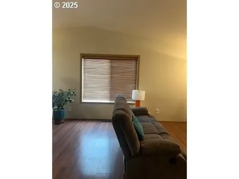 1972 Meadowood Loop Woodland WA 98674