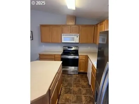 1972 Meadowood Loop Woodland WA 98674