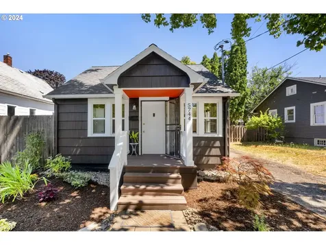 5744 N Mississippi Avenue Portland OR 97217