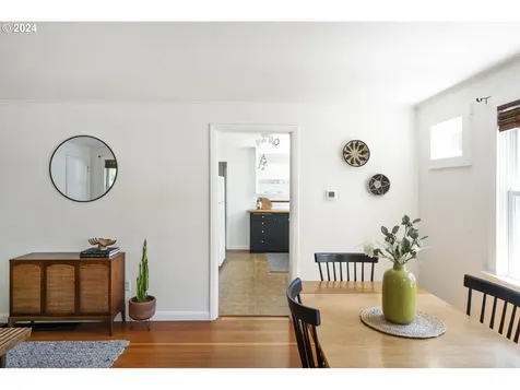 5744 N Mississippi Avenue Portland OR 97217