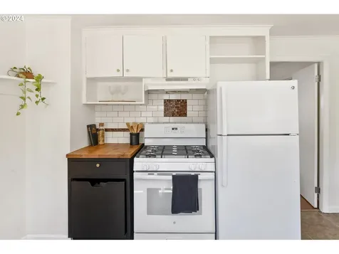 5744 N Mississippi Avenue Portland OR 97217