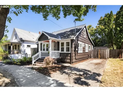 5744 N Mississippi Avenue Portland OR 97217