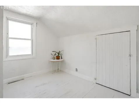 5744 N Mississippi Avenue Portland OR 97217