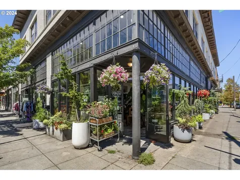 5744 N Mississippi Avenue Portland OR 97217