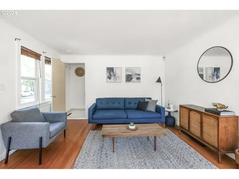5744 N Mississippi Avenue Portland OR 97217