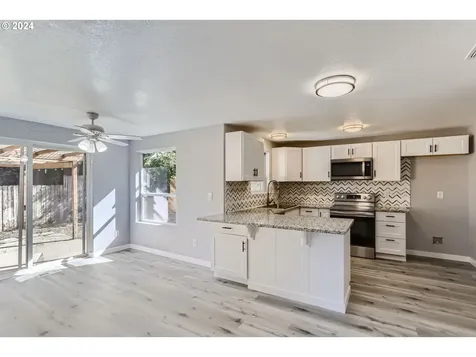 3944 SE 154th Place Portland OR 97236
