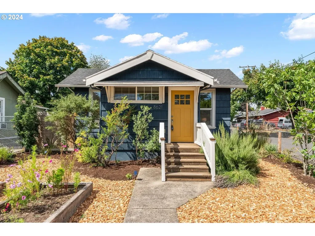 8621 Se Raymond Court Portland OR 97266