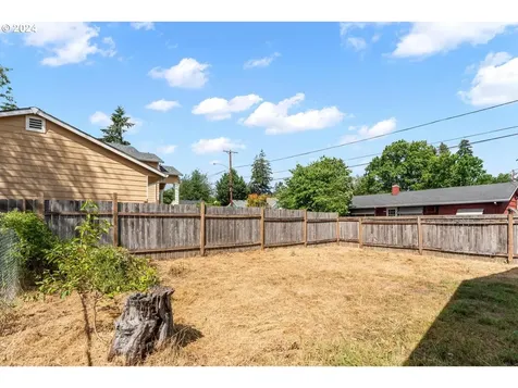 8621 Se Raymond Court Portland OR 97266