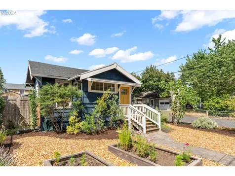 8621 Se Raymond Court Portland OR 97266
