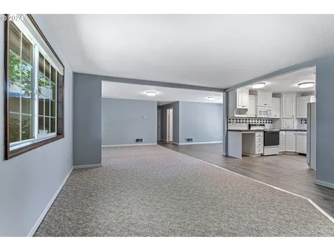 1215 NW 189th Street Ridgefield WA 98642