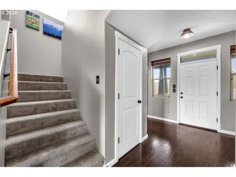 182 Lookout Drive Washougal WA 98671