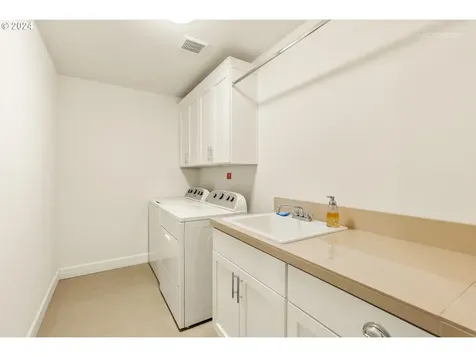 1081 Andy Avenue Forest Grove OR 97116