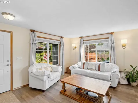 13070 Carmelita Place Oregon City OR 97045