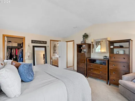 13070 Carmelita Place Oregon City OR 97045