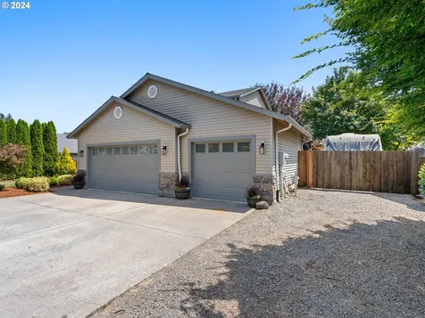 13070 Carmelita Place Oregon City OR 97045