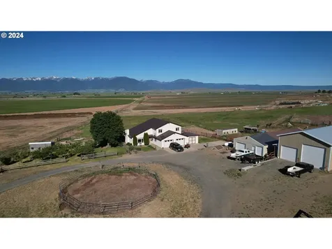 45508 Schetky Lane Baker City OR 97814
