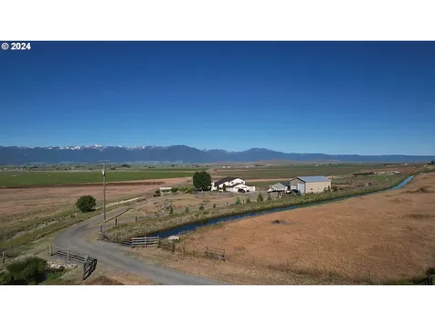 45508 Schetky Lane Baker City OR 97814